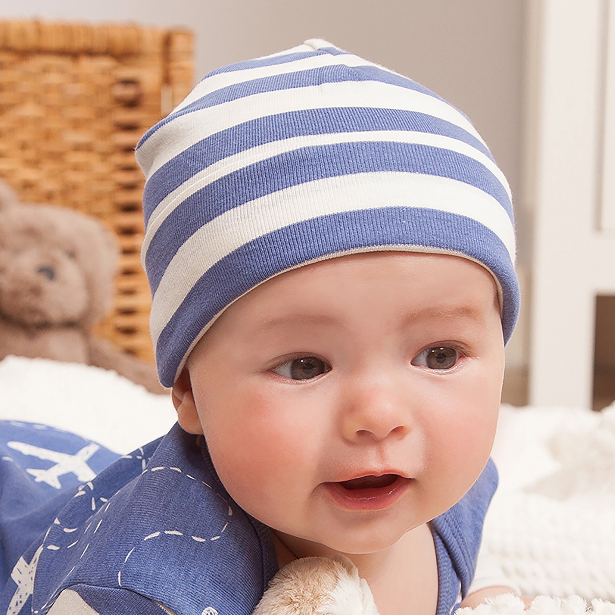 Blue newborn hat deals