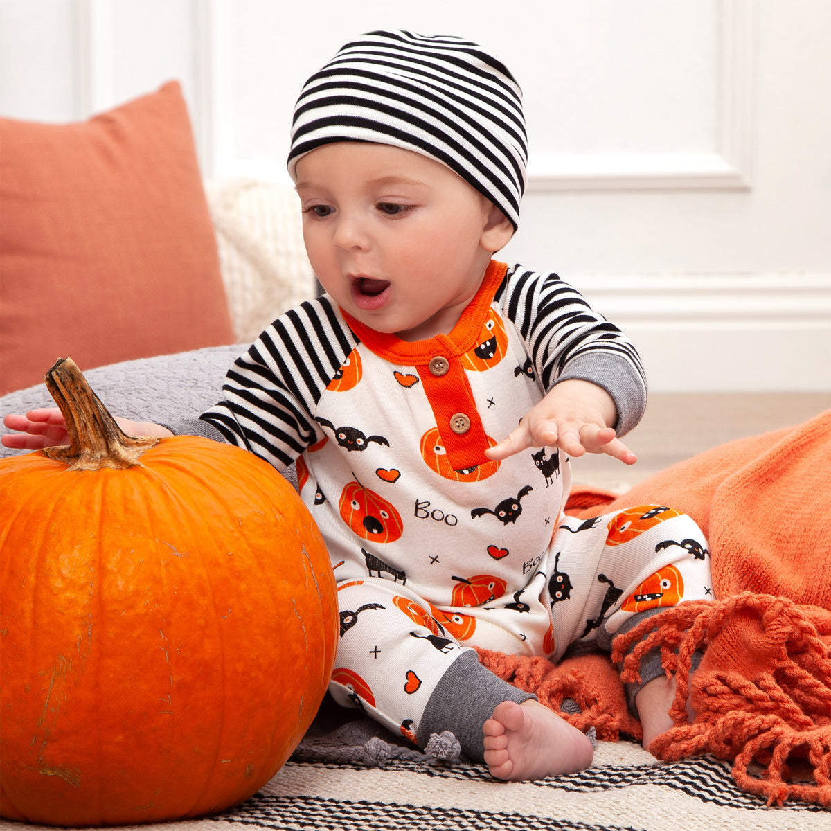 Halloween 🎃 Playful Pumpkins Baby Romper – Soft Bamboo Henley Style